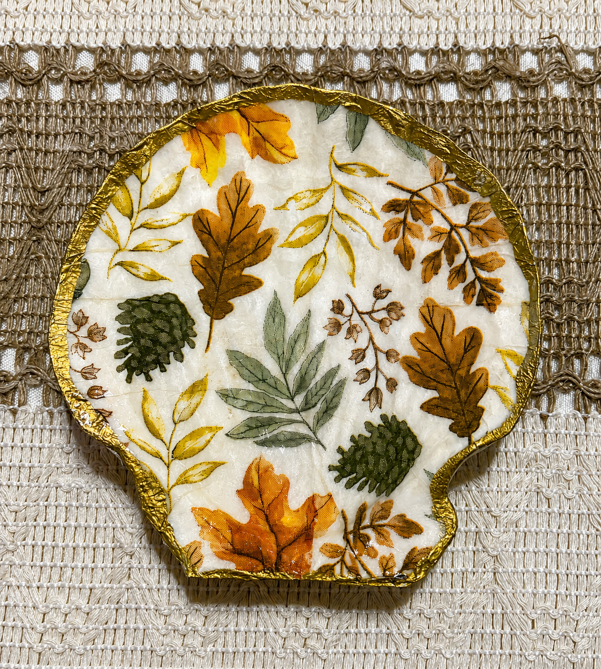 Decaupage Sea Shell - Fall Leaves
