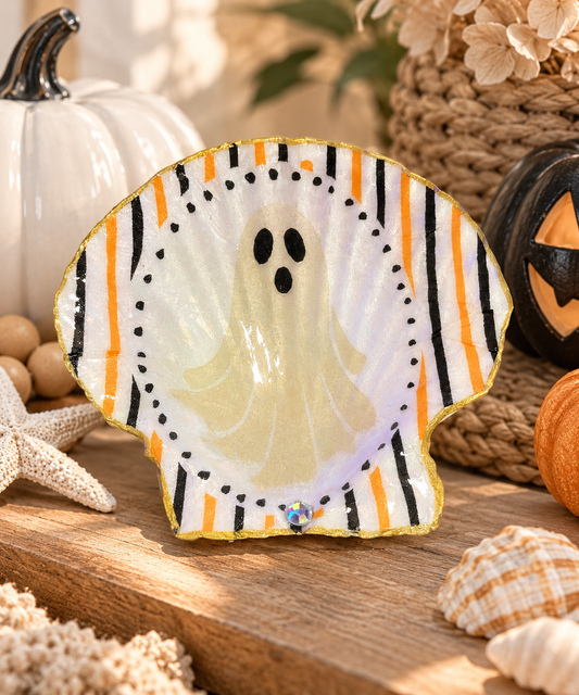 Decaupage Sea Shell - Halloween Ghost